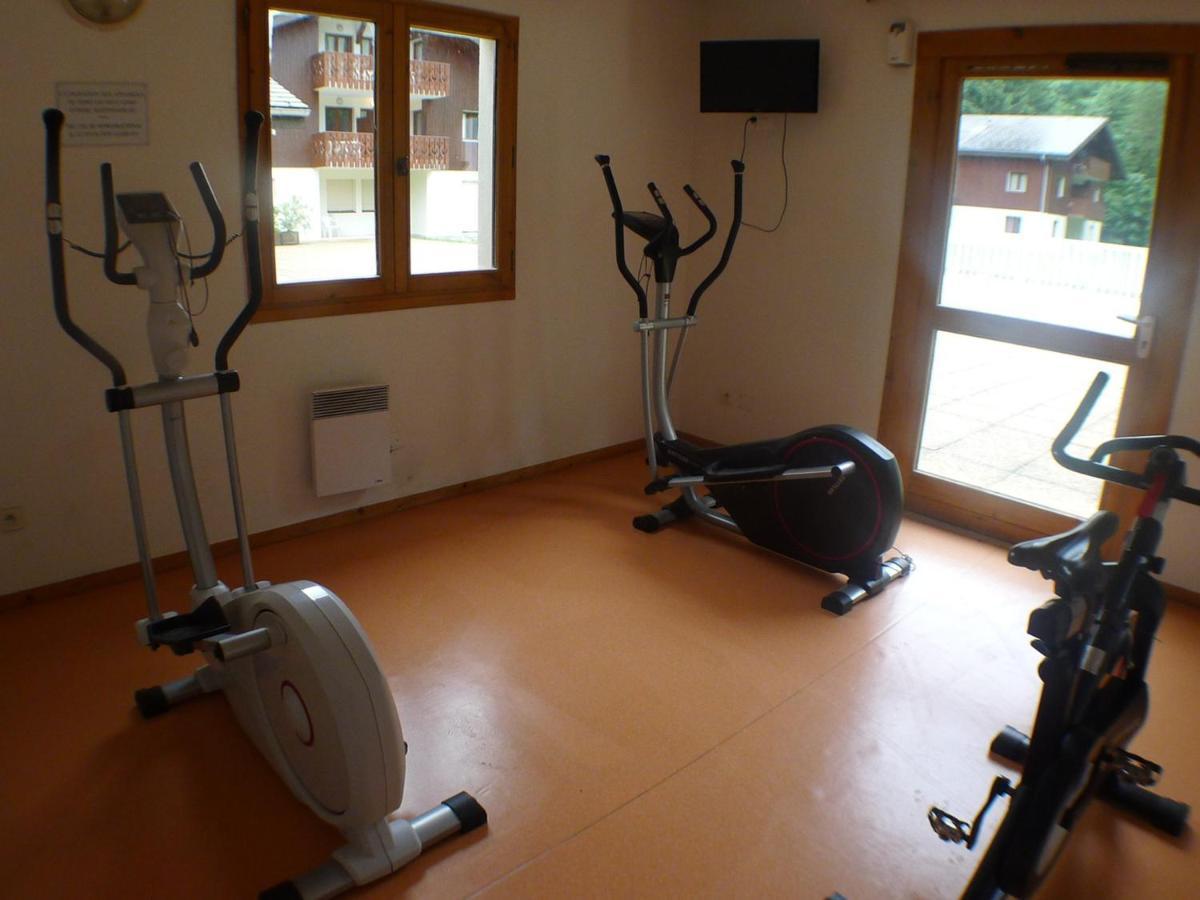 Studio Mansarde Avec Balcon, Piscine Et Parking Souterrain A Samoens - Fr-1-629-92 المظهر الخارجي الصورة